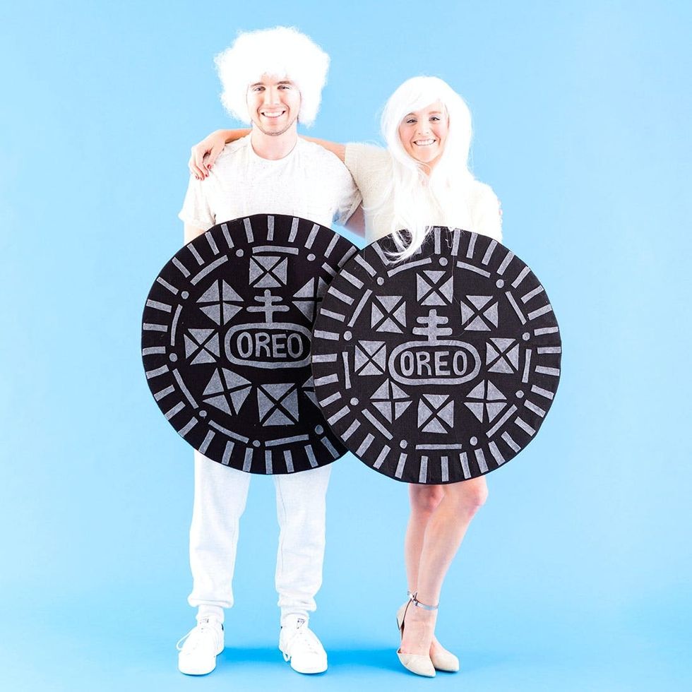 How to Make a Double-Stuffed OREO Costume With Your Boo for Halloween ...