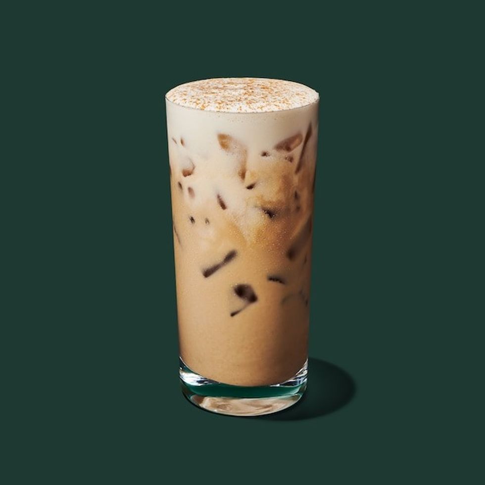 Iced Gingerbread Oat Milk Chai