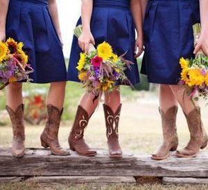 Add Rustic Charm to Your Wedding with Wood - Brit + Co