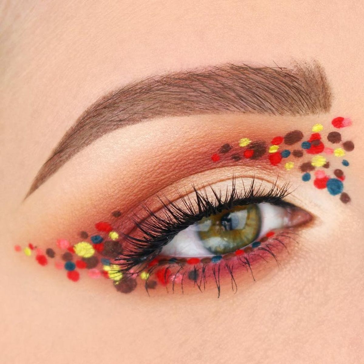 7 Reasons to Try the Pointillism Makeup Trend for Fall