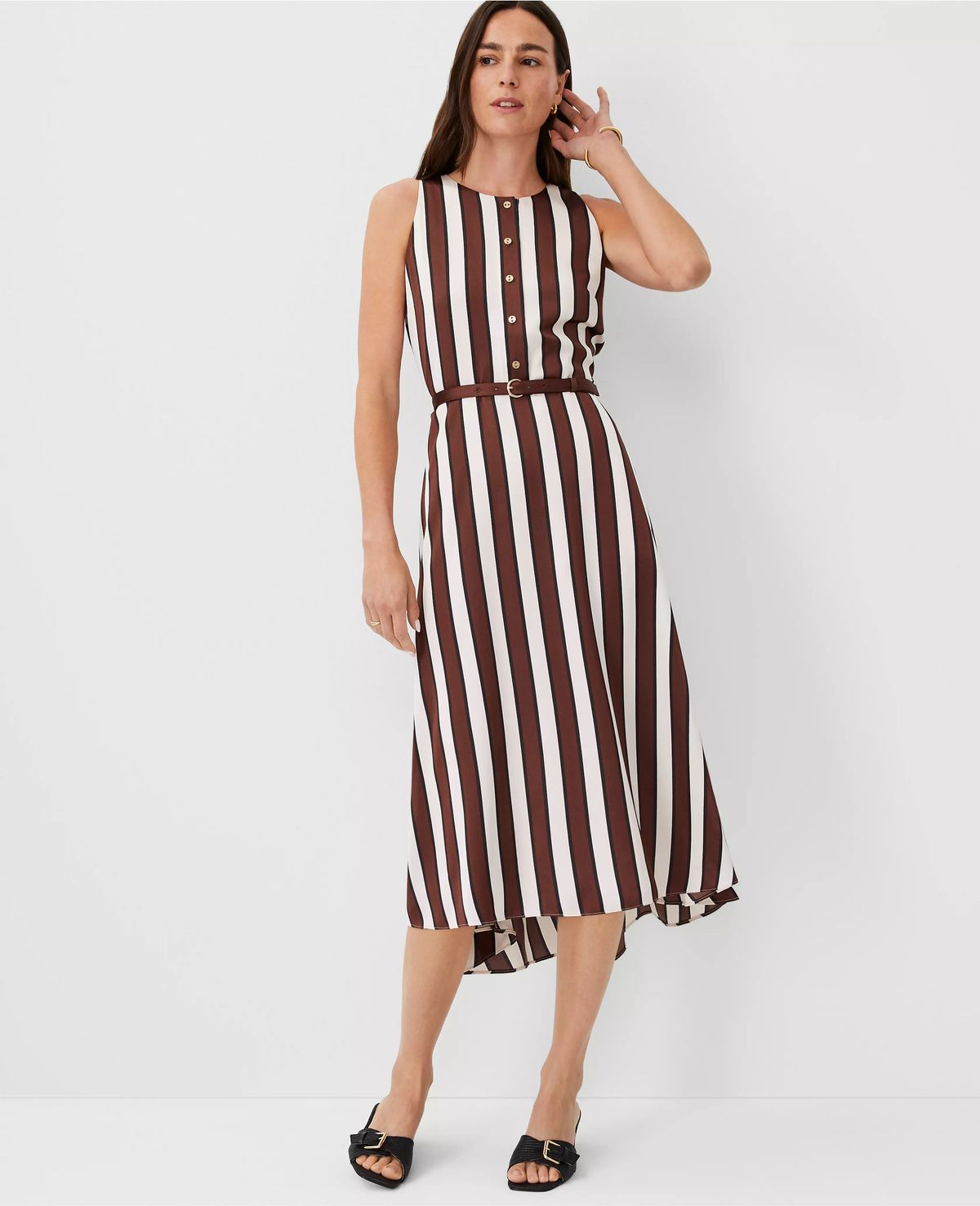 14 Comfy Fall Midi Dresses That You’ll Want To Wear Every Day