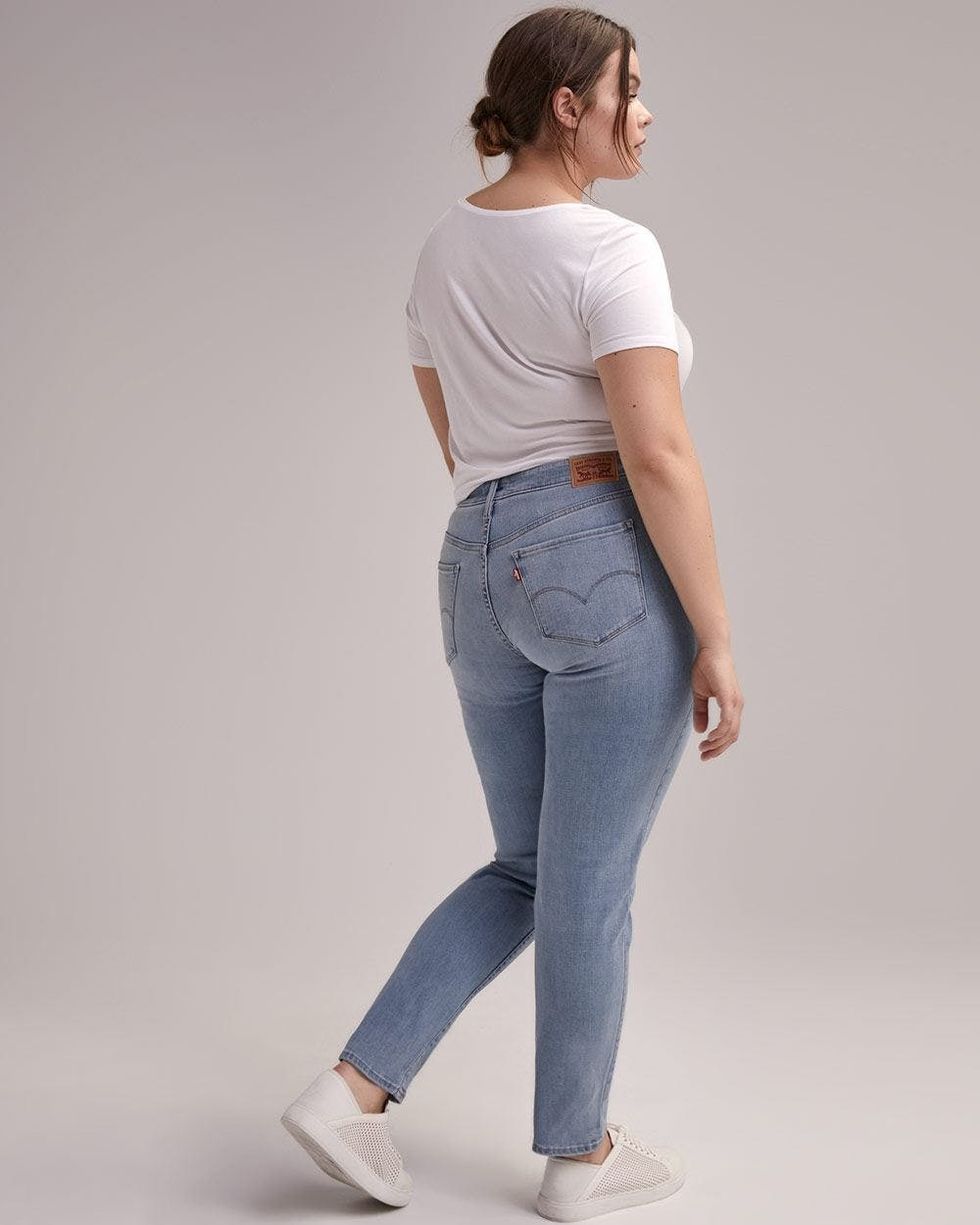 Top 19 Size-Inclusive Denim Brands for Curves! - Brit + Co