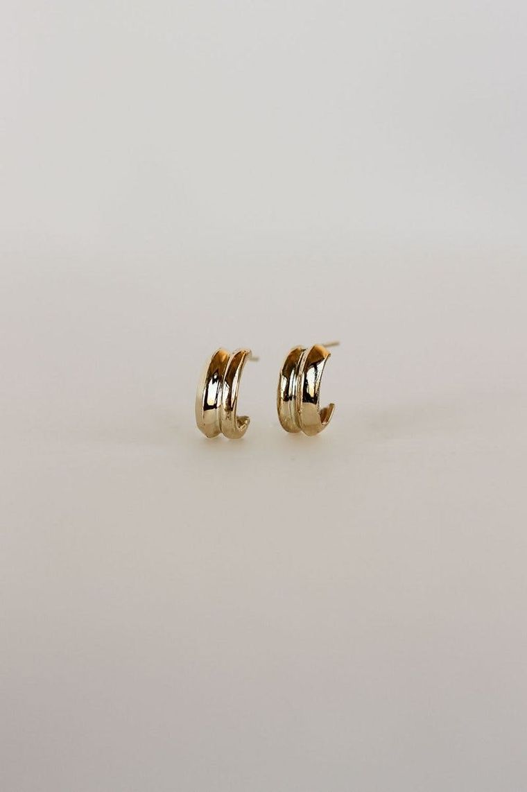 Kinn Studio Classic Hoop Earrings - Gold