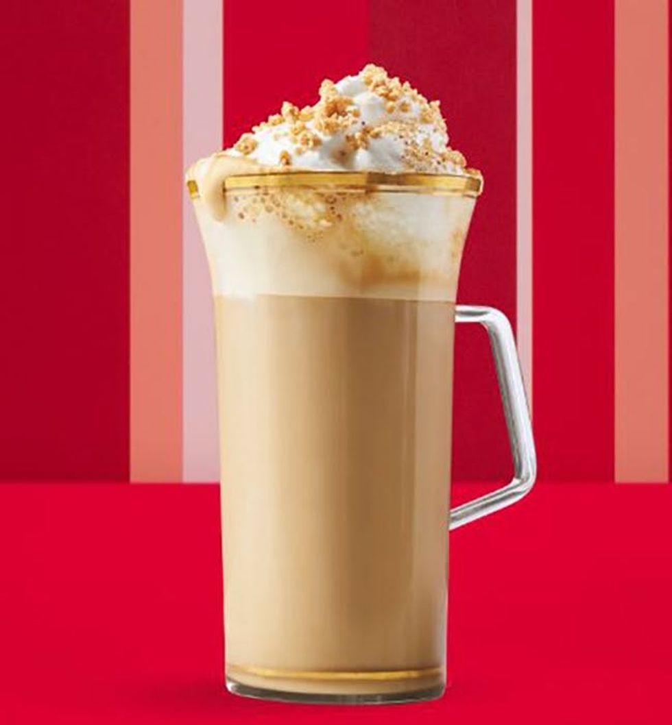 18 Starbucks Holiday Drinks From Around The World Were Craving Brit Co