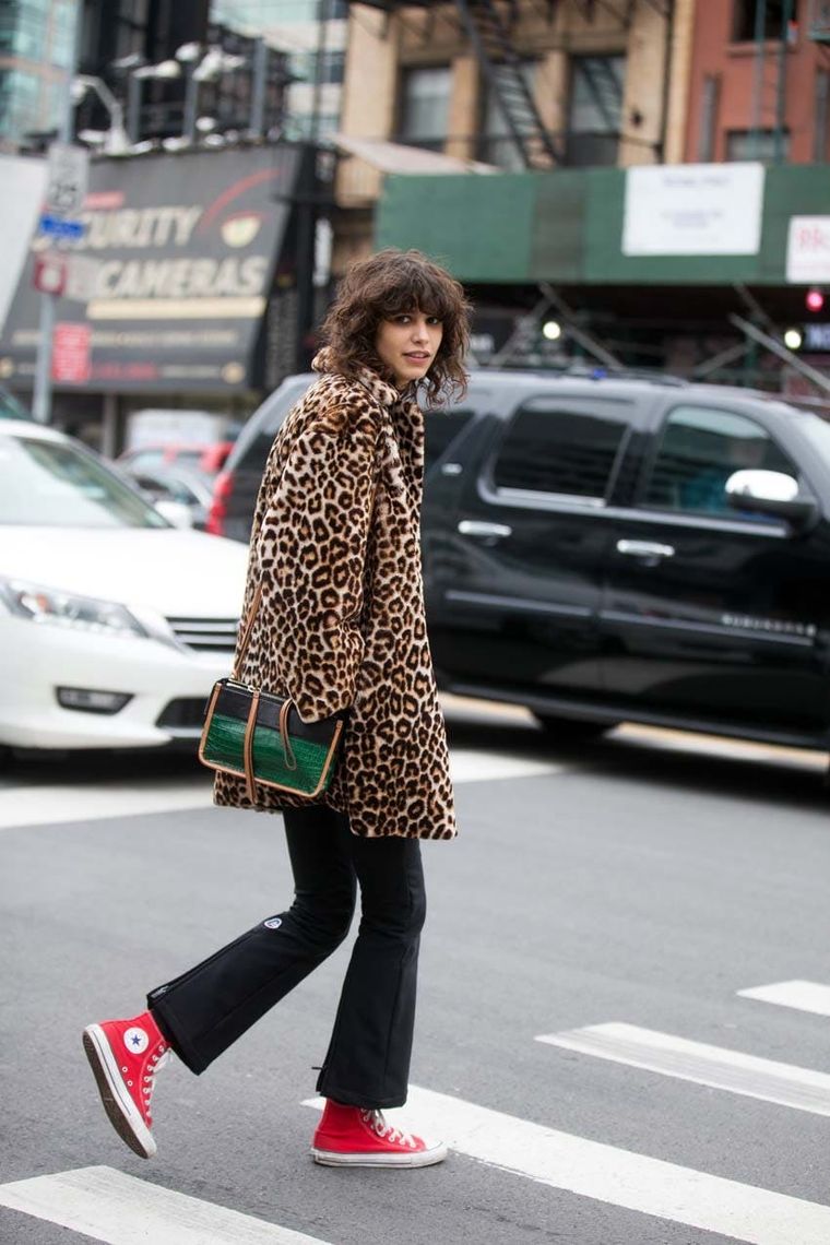 red converse street style