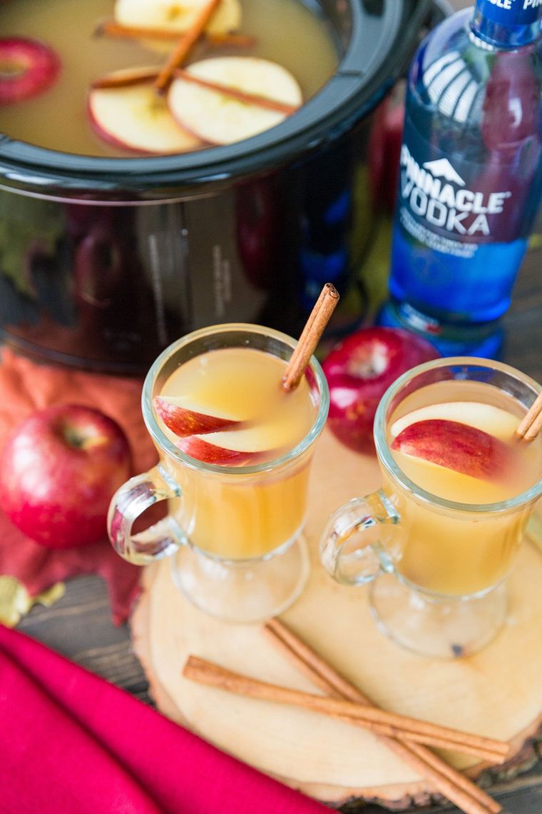 17 Best Slow-Cooker Fall Beverages - Crock Pot Drinks - How To