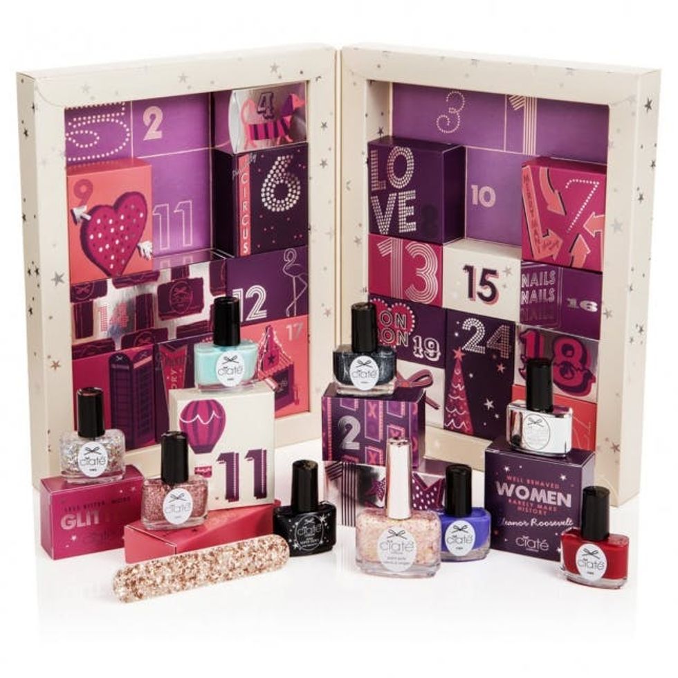 Адвент вивьен сабо наполнение. Advent Calendar 2021 косметика. Advent Calendar косметика 2020. Ciaté London Advent Calendar Mini mani month Nail Polish. Адвент календарь с косметикой Soda.