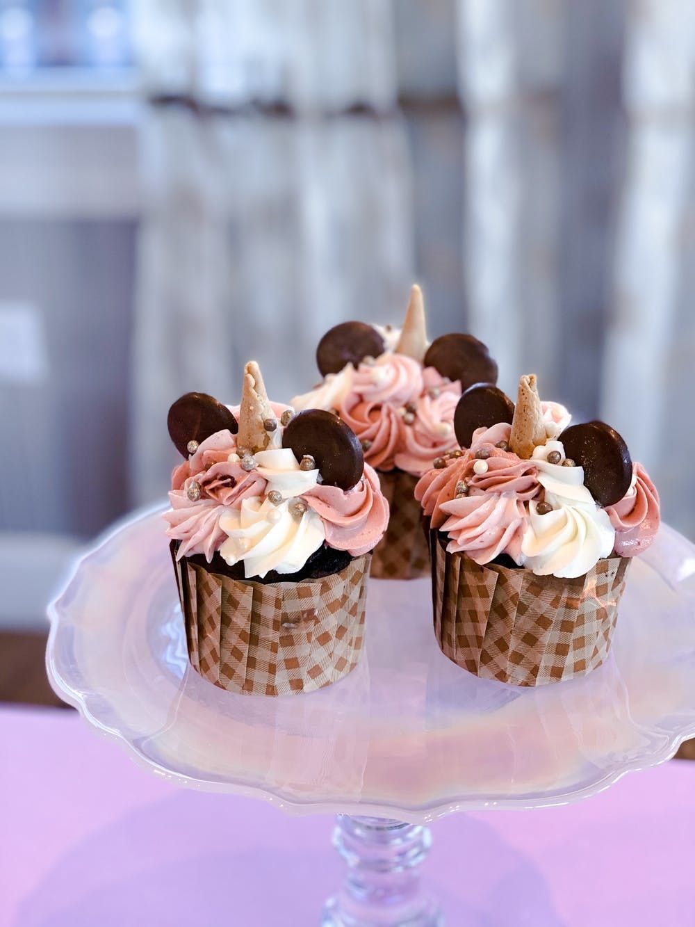 How to Make Disney Cupcakes Like a Pastry Chef - Brit + Co