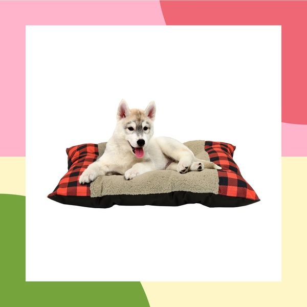 Cream-coloured Large Plaid Square Fuzzy Pet Dog Mat Bed Couch