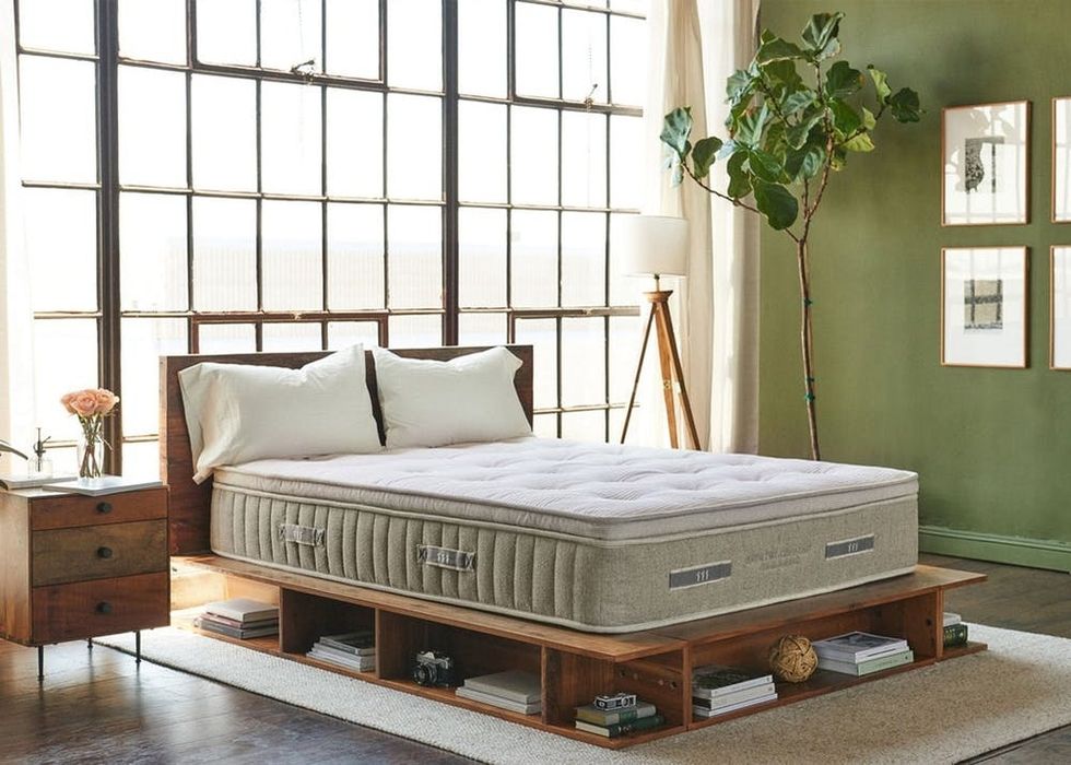 5 Hybrid Mattresses That Are *not* Your Average Bed In A Box - Brit + Co