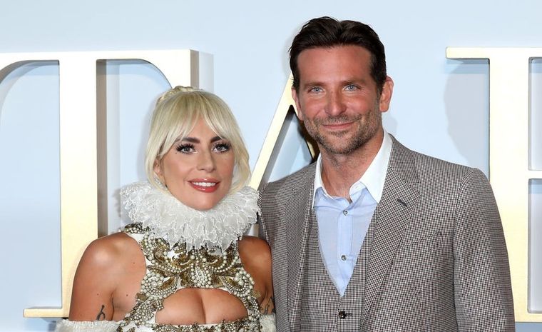 Bradley Cooper's Reactions at Sunday's Super Bowl