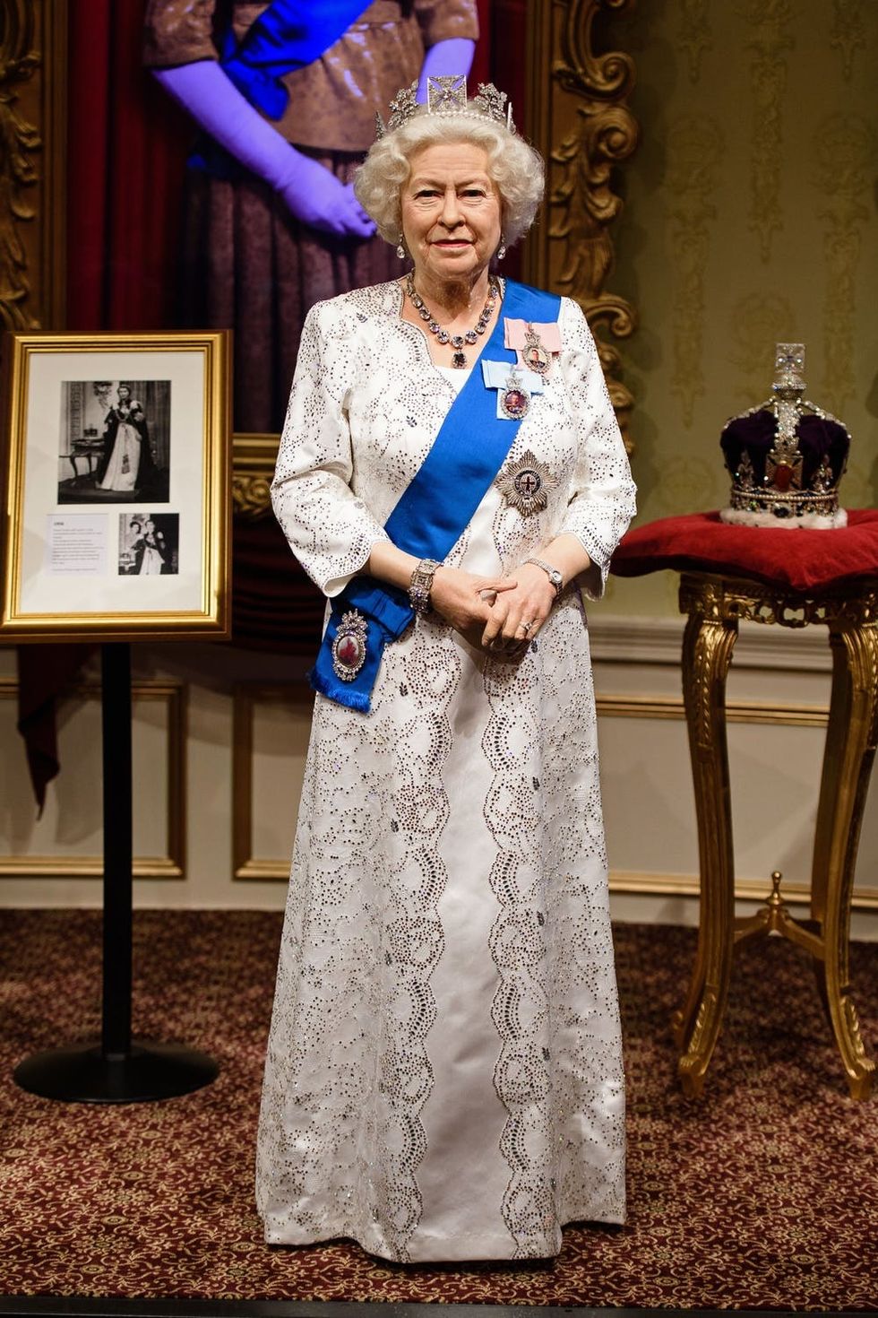 18 Surprisingly Realistic Wax Figures of the Royal Family - Brit + Co