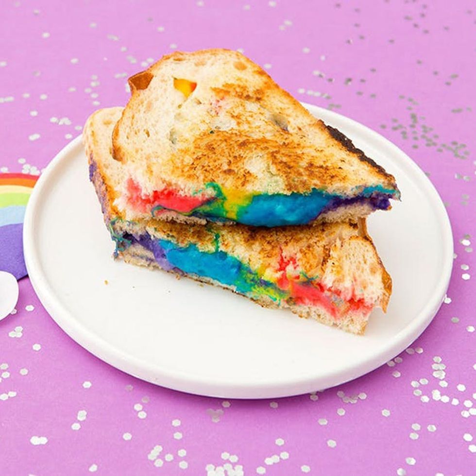 10 Grilled Cheese Recipes That’ll Make You Scream, ‘YAAASSS!’