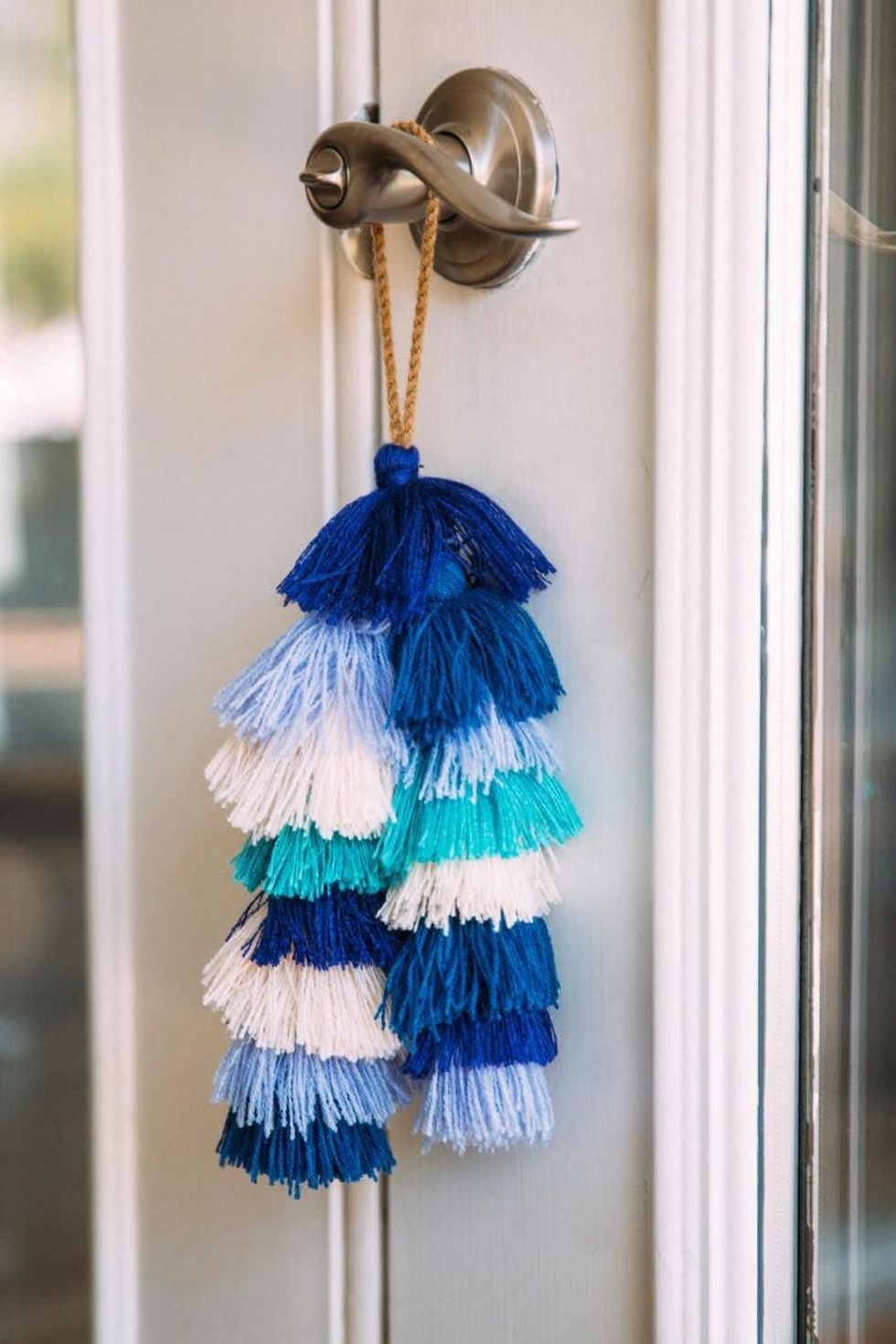 The Statement-Making Door Decor You Can DIY in 5 Minutes - Brit + Co