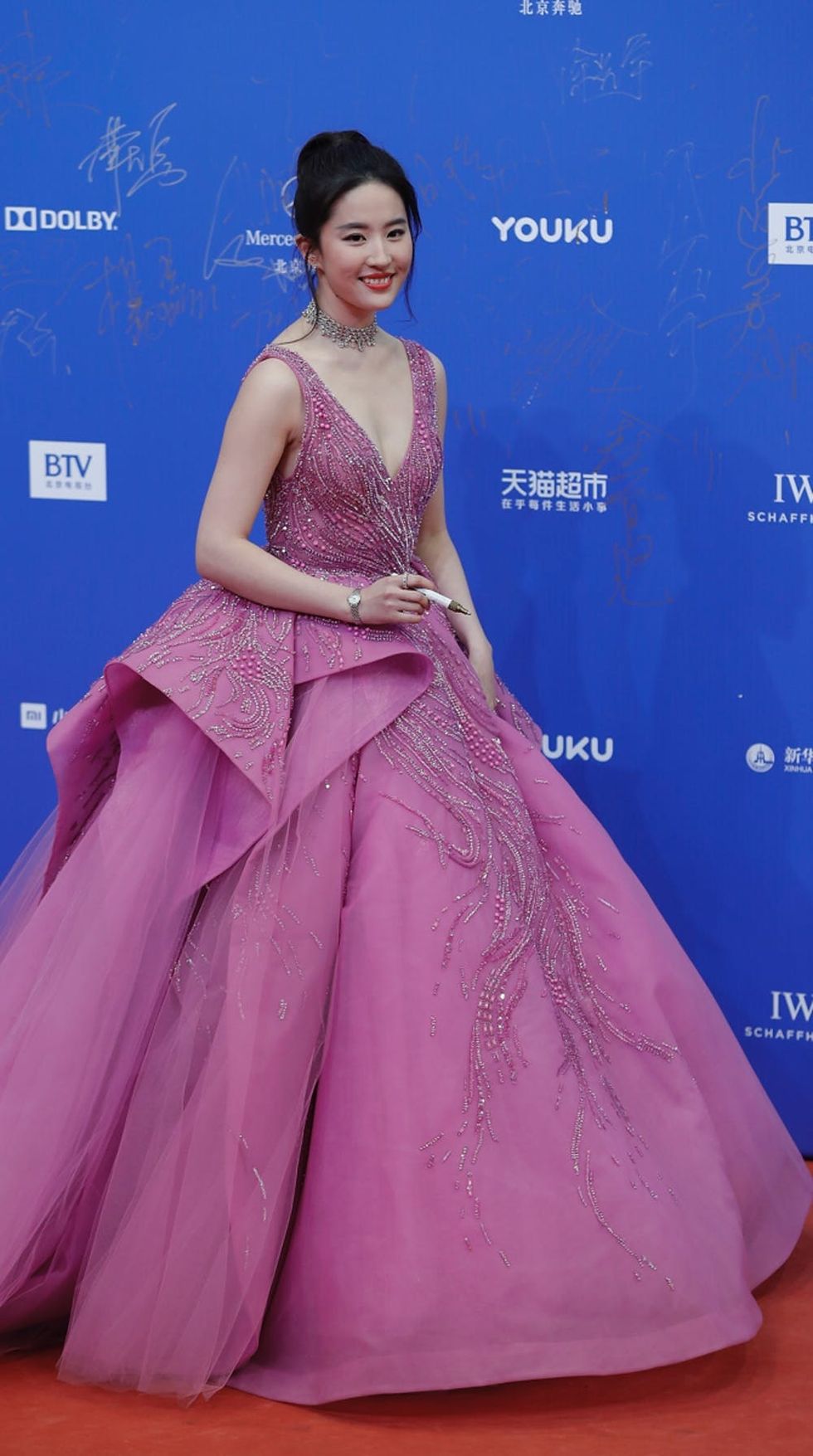 Disney’s RL Mulan Already Has Princess-Ready Red Carpet Style - Brit + Co