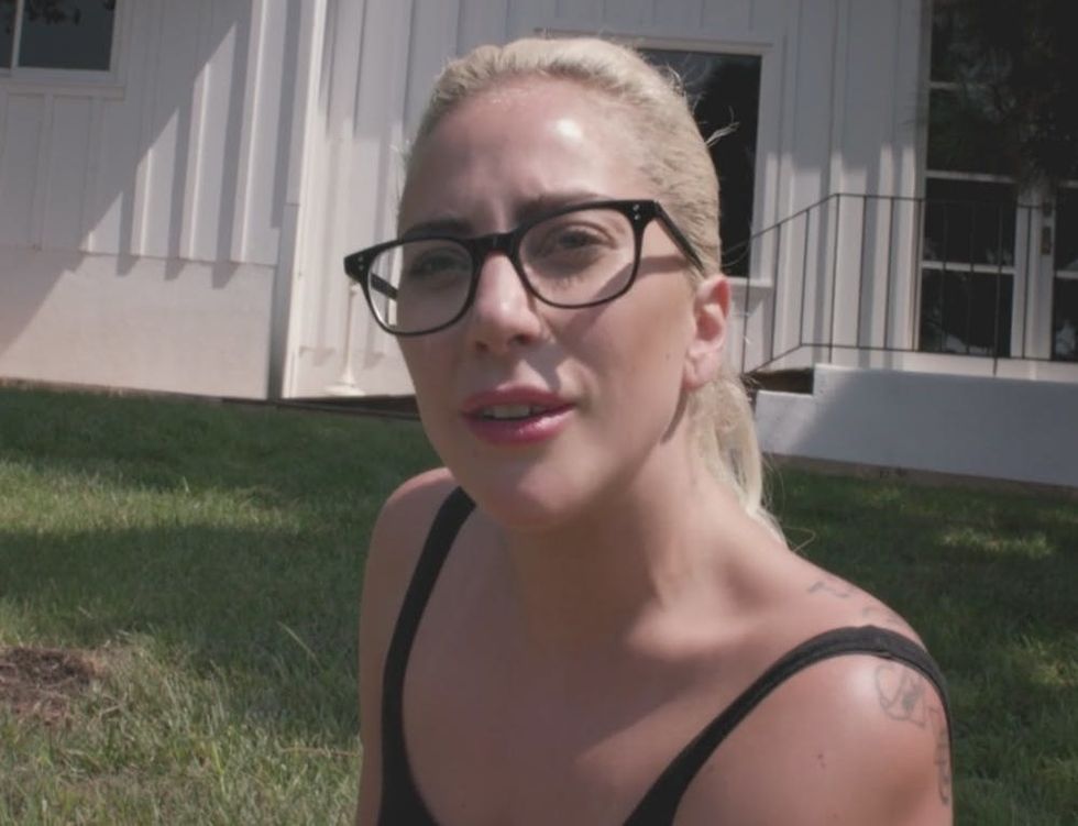 10 Must See Moments From Lady Gagas Netflix Documentary “gaga Five Foot Two” Brit Co 