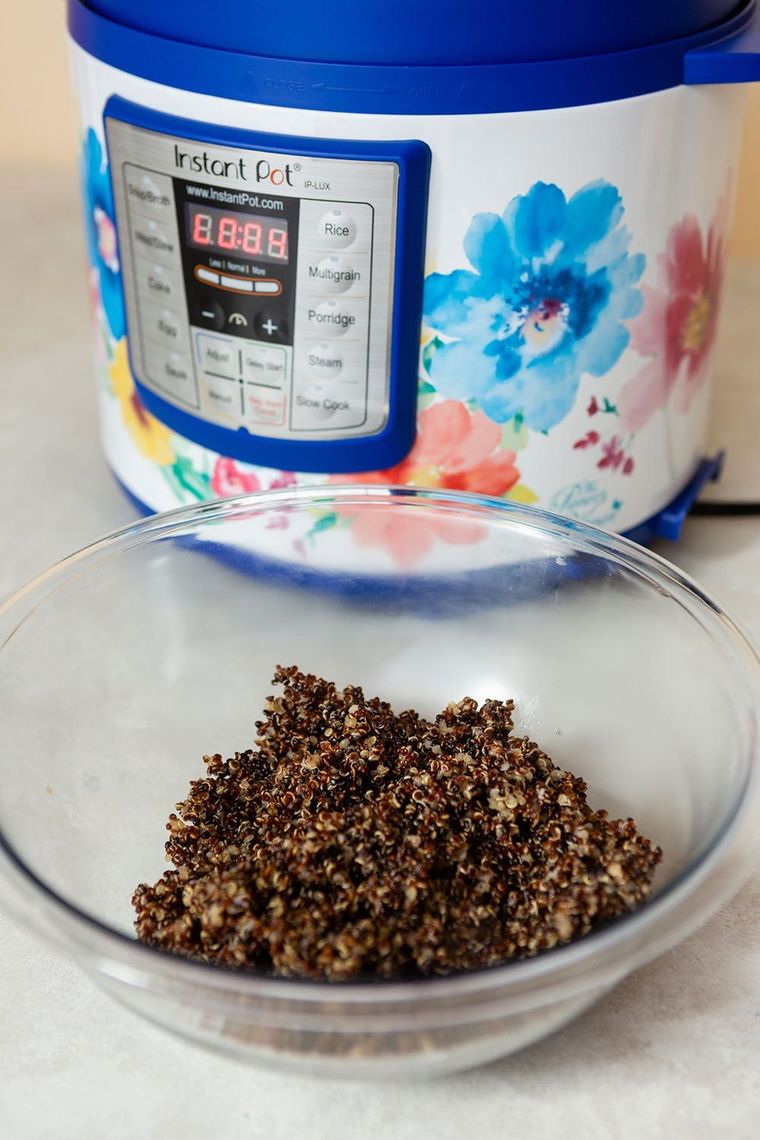 How to Pressure-Cook Quinoa in an Instant Pot So It's Fluffy Every Time -  Brit + Co