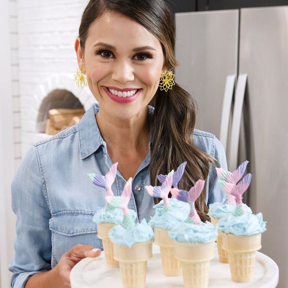 Swap Birthday Cake for This Pull-Apart Confetti Bread Recipe From Food Network’s ‘Let’s Eat’