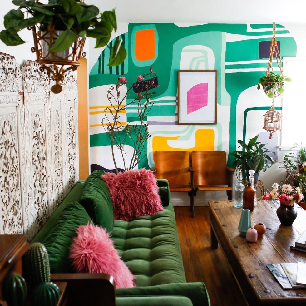 This LA Blogger Packs So Much Color in 900 Square Feet