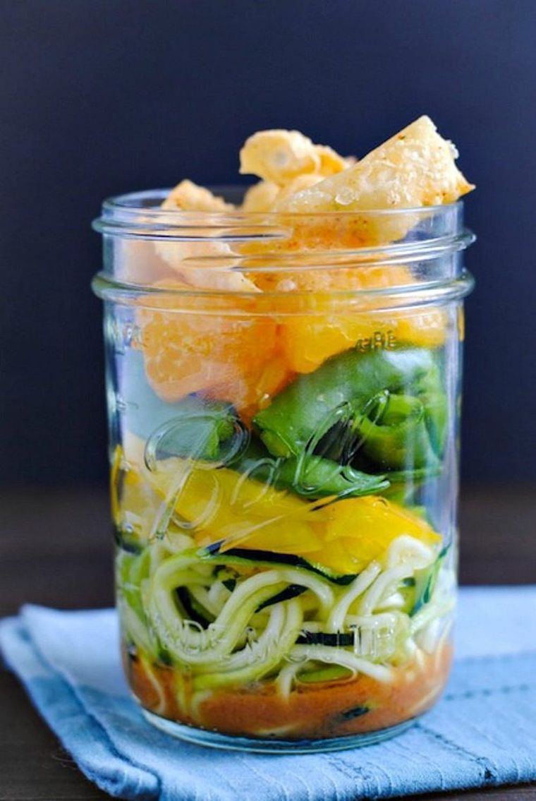 Mason Jar Salad Recipes (3 ways!) - Cotter Crunch