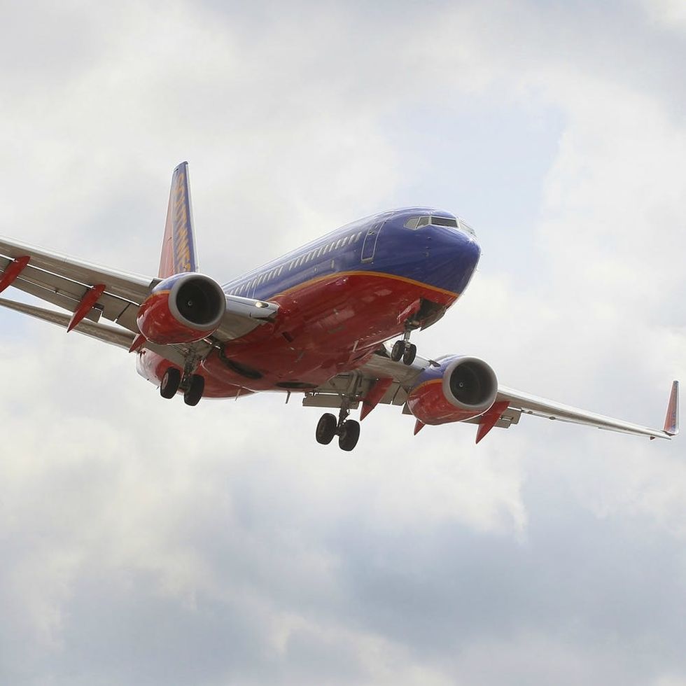 Southwest Airlines Pilot Tammie Jo Shults Is Even More of a Hero Than You Thought