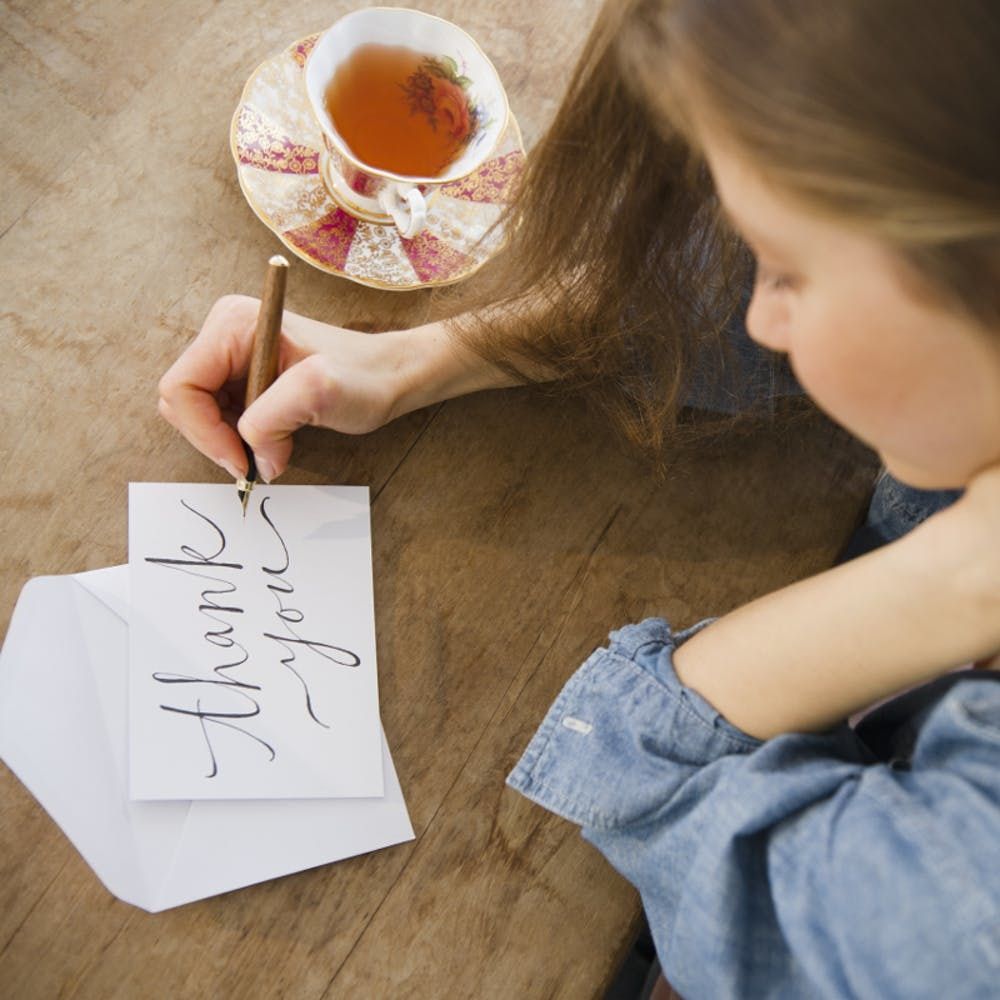 Learn how to Sign the Name Chicago Stylishly in Cursive Writing