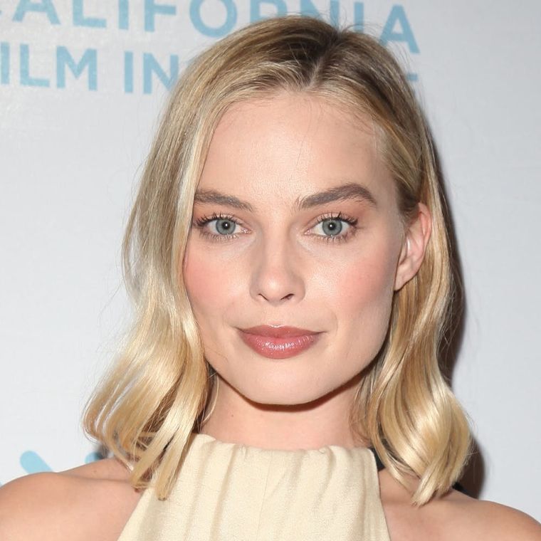 She is married so not real: Margot Robbie dating trend takes over