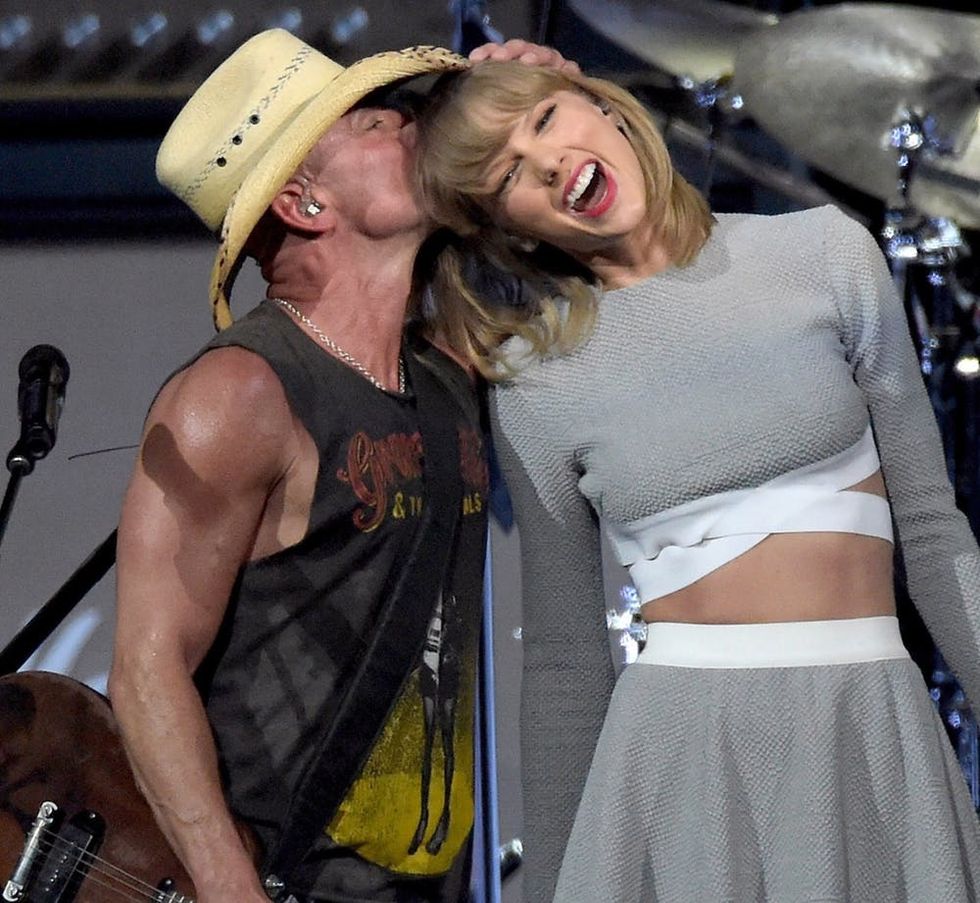 Taylor Swift’s Duet with Kenny Chesney Unmissable! Brit + Co