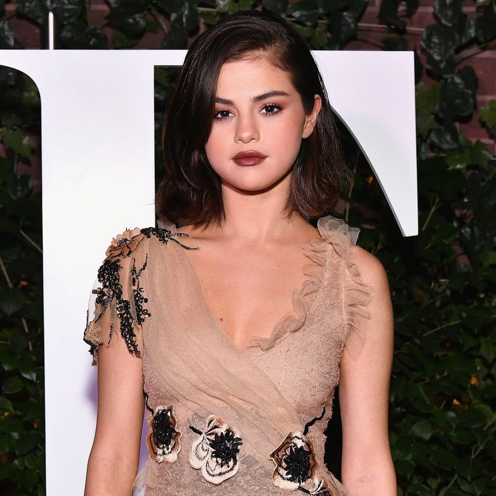 Selena Gomez Wore Mismatched Heels on Purpose