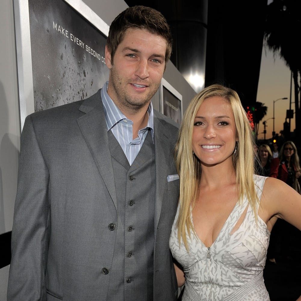 Jay Cutler leaves Fox, signs with the Miami Dolphins for one year, $10  million