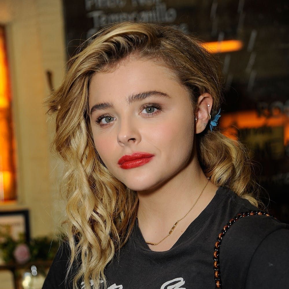 Chloë Grace Moretz Responds to Backlash Over the Fat-Shaming Campaign for  Her New Movie