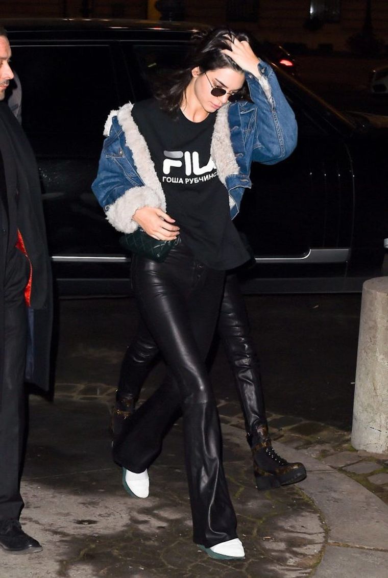 Kendall Jenner brings back the fanny pack