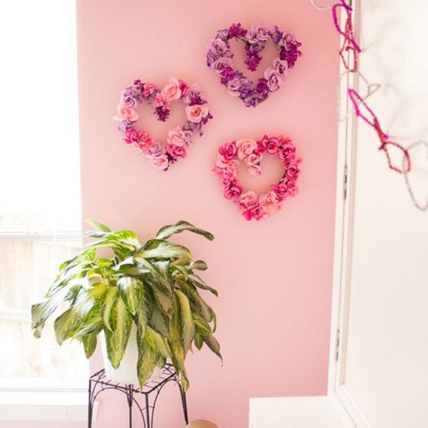 Make these Sweet Wooden Valentine Hearts! - Design Improvised