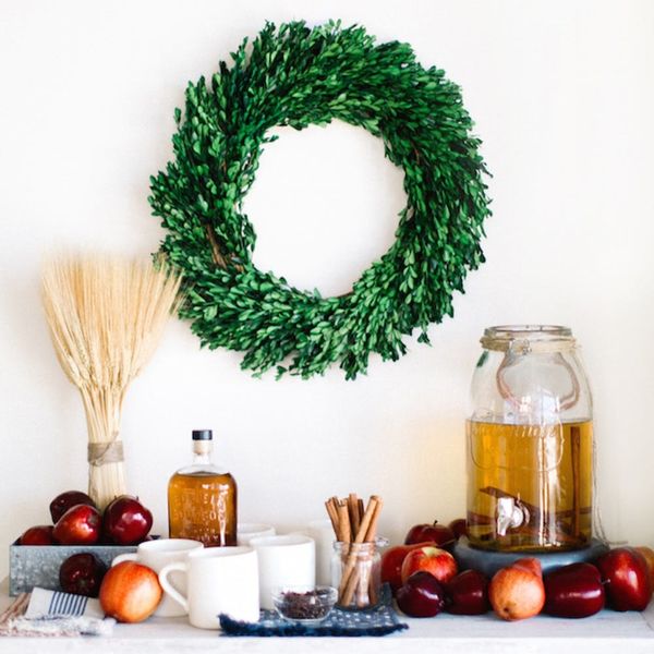 Apple Cider Bar: Host a Festive Celebration of Fall