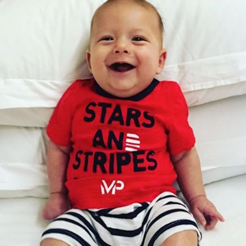 Morning Buzz! Michael Phelps’ Baby Son Boomer Cheering Him on at the Olympics Is the Cutest Thing You’ll See Today + More