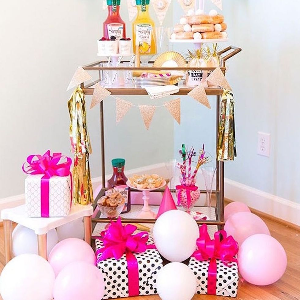 11 30th Birthday Ideas for the Preppy Girl