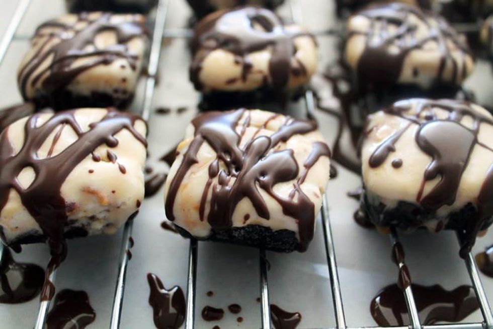 Snickers Ice Cream Brownie Bites