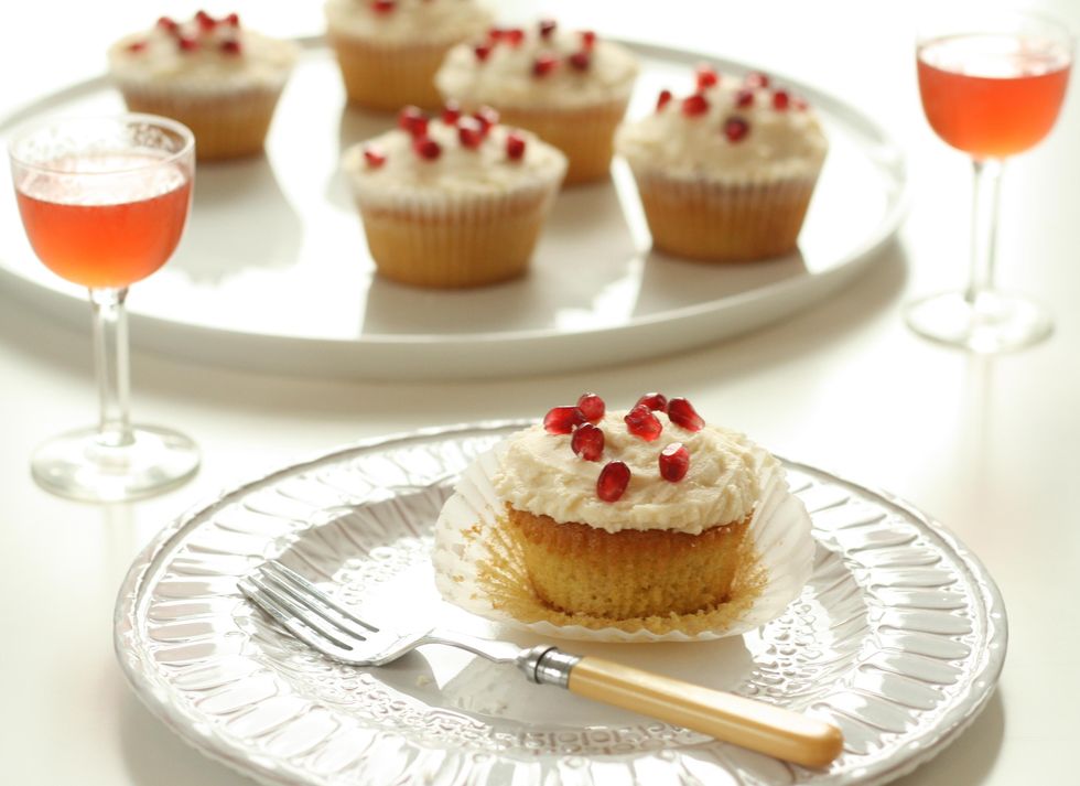 14 Cocktail Inspired Cupcake Recipes Brit Co