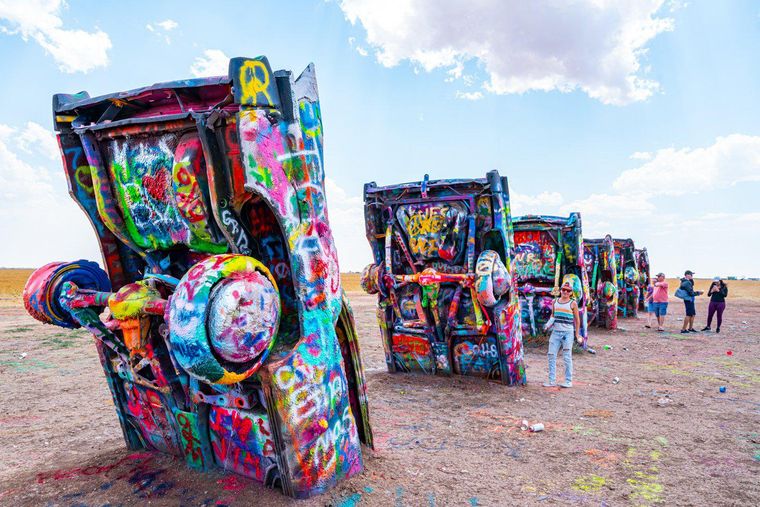 15 Bizarre Roadside Attractions In Texas