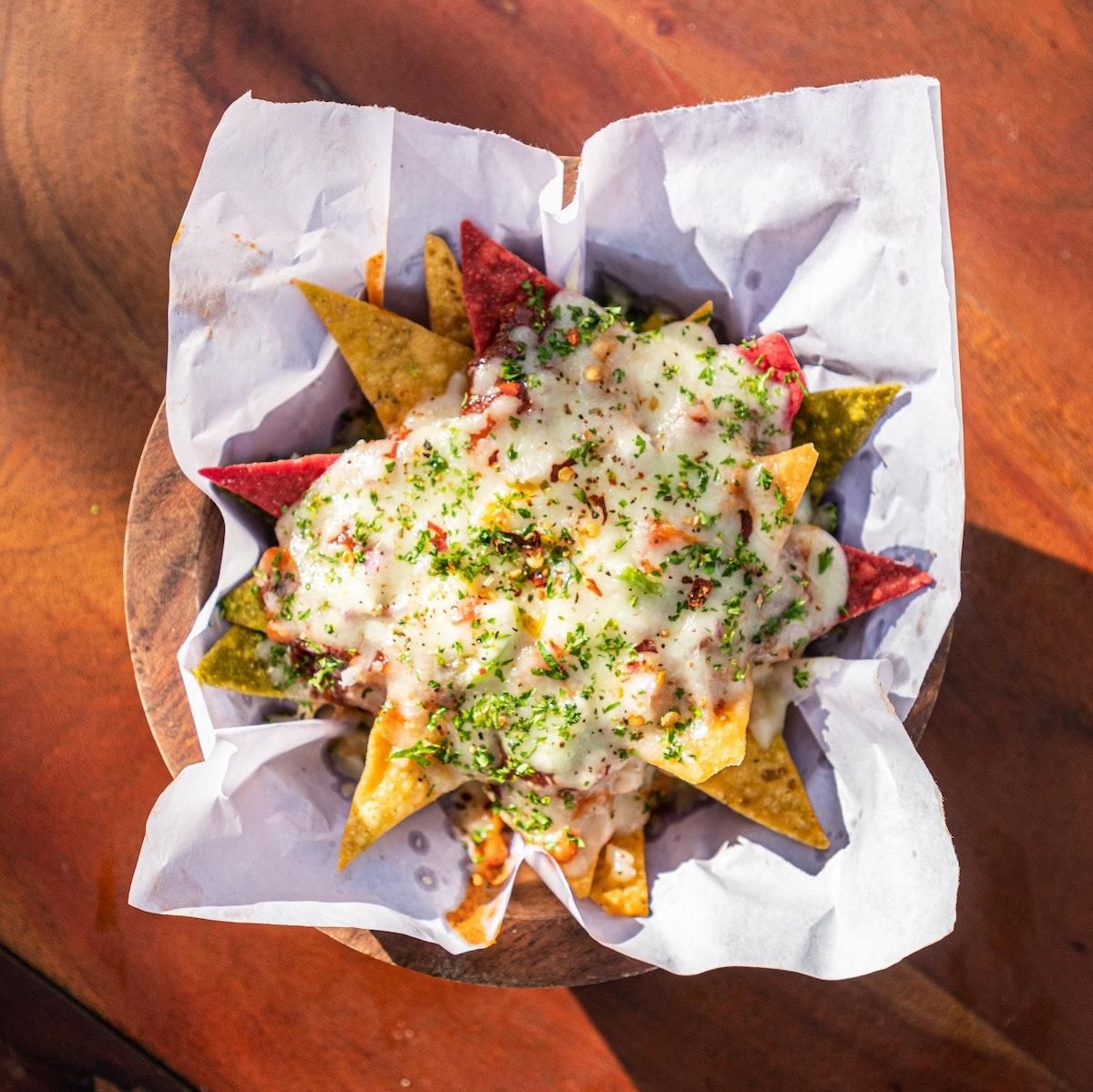 vegan nachos for the super bowl 2023