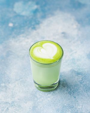 how to make matcha lattes