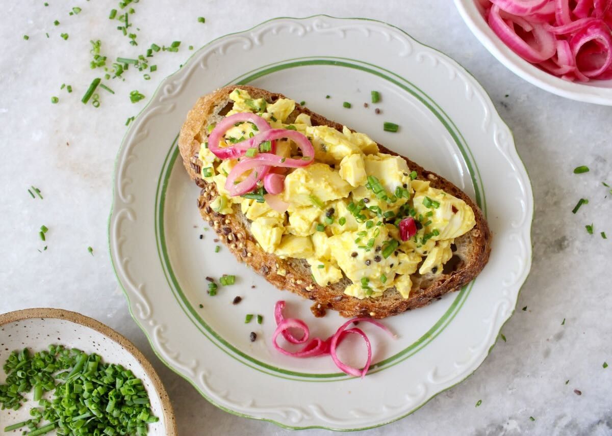 vegan tofu egg salad