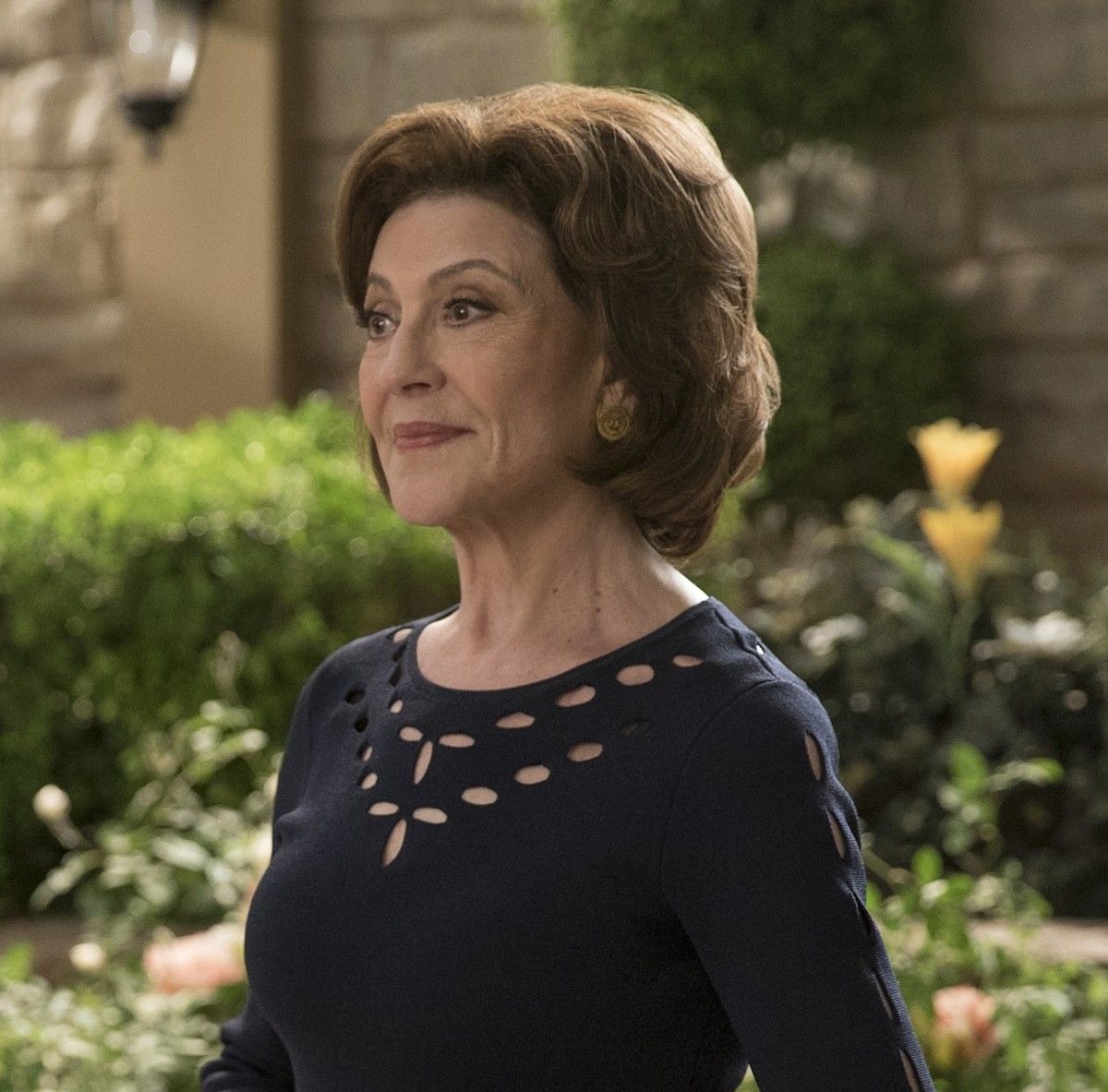 kelly bishop shrinking season 2