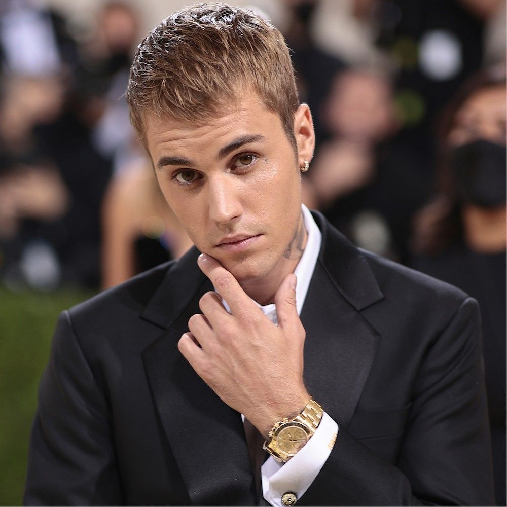 justin bieber reacts to selena gomez engagement