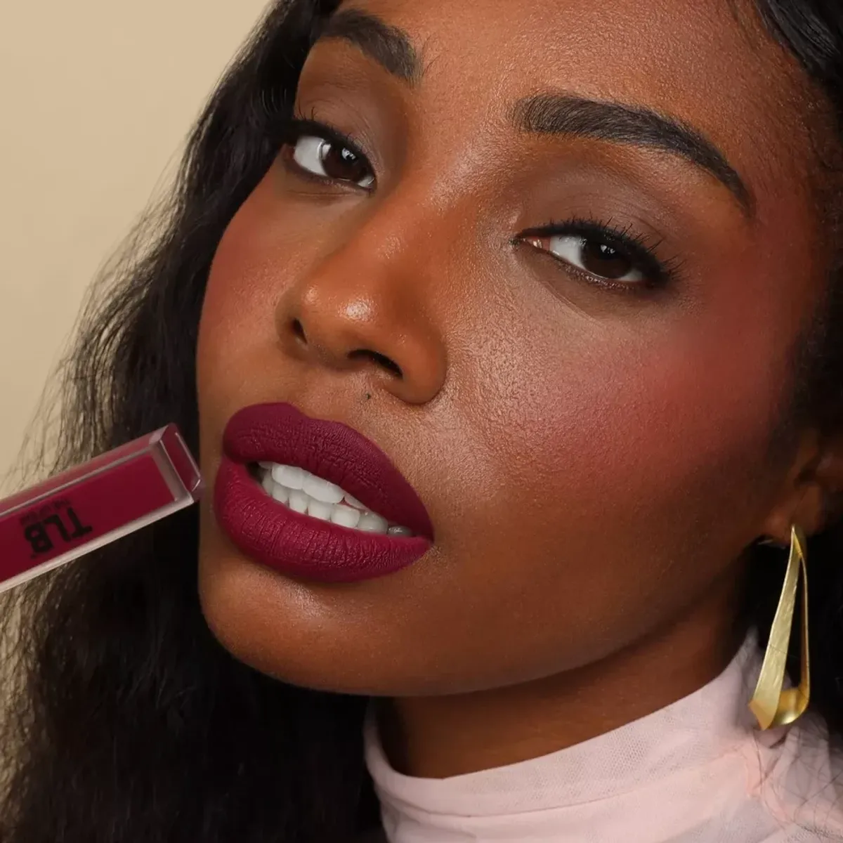 10 Long-Lasting Matte Lipsticks To Perfect Your Moody Fall Pout