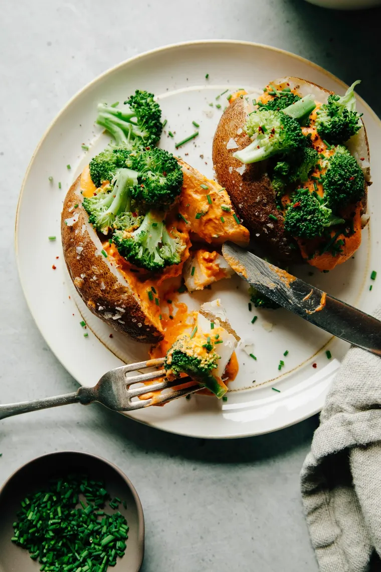 21 Baked Potato Recipes To Add To Your Dinner Rotation - Brit + Co