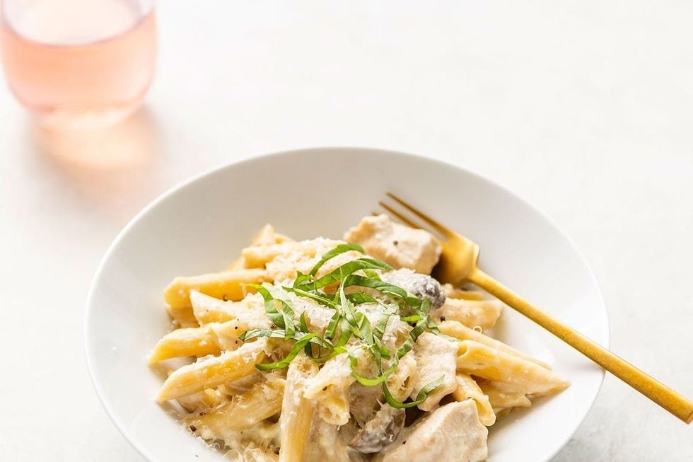 Instant Pot Creamy Chicken Pasta