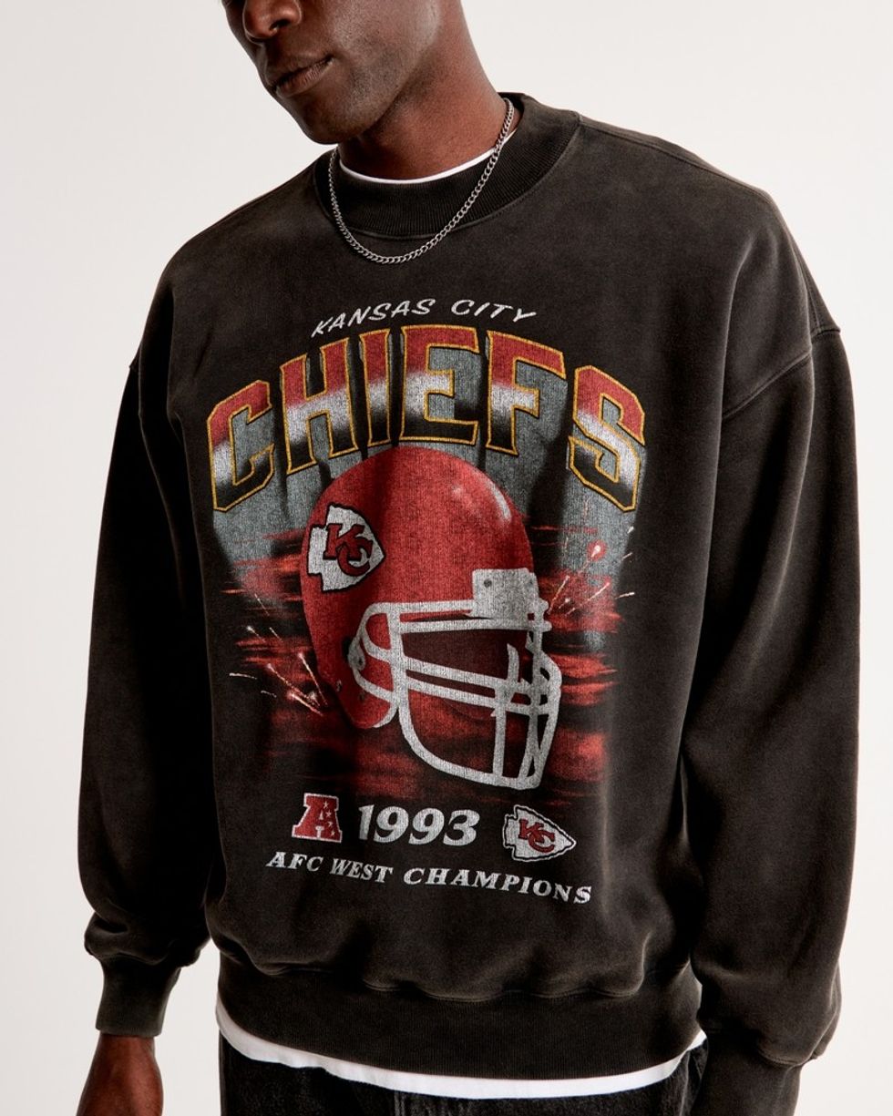 Kansas City Chiefs Graphic Crew Sweatshirt