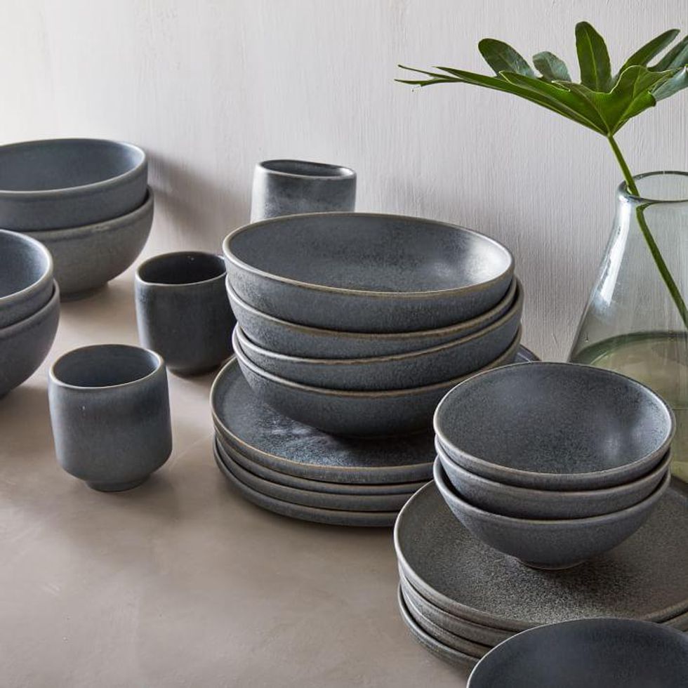 Kanto Glazed Stoneware Dinnerware Set