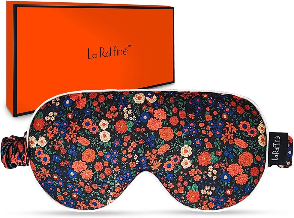 La Raffine Sleep Mask waterproof makeup jenna ortega